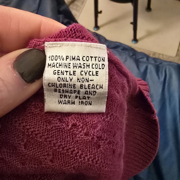 Women's Talbots Dark Pink Cable Knit V-Neck Sweater 1X - Picture 4 of 4